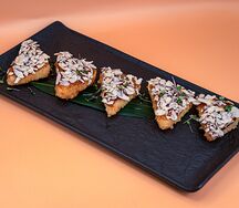 Хрустящая моцарелла с соусом унаги