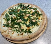 С лососем и рукколой