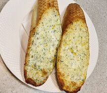 Чесночный хлеб