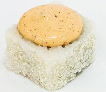 Цезарь с курицей