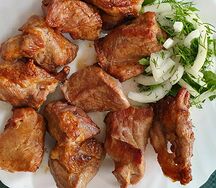 Шашлык из cвинoй шеи