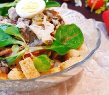 Салат из куриной грудки и телячьего языка