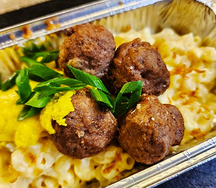 Мак энд чиз с Митболами