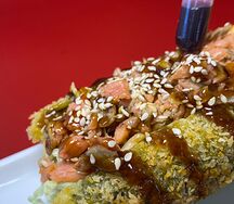 Ролл-дог с лососем Терияки 