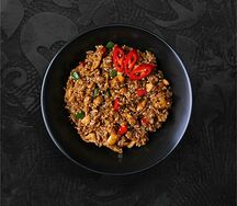Жареный рис с курицей