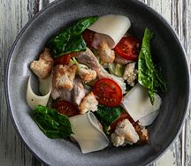Цезарь с курицей