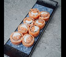 Salmon roll