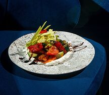 Греческий салат с муссом из Феты