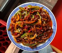 Говядина соломкой с перцами