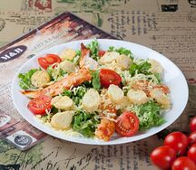 Салат Цезарь с креветкой