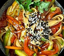 Вок с курицей и овощами