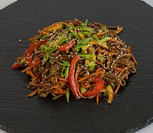 Wok соба с овощами