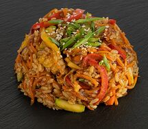 Wok рис с овощами