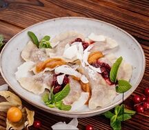 Вареники с вишней