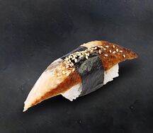 Суши с угрем