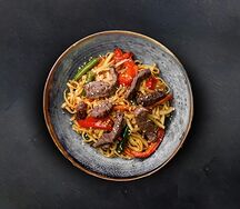 Вок с говядиной