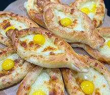 Хачапури по-аджарски