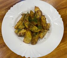 Картофельные дольки пряные