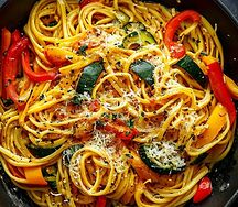 Яичная лапша с курицей