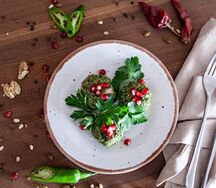 Пхали из шпината с грецкими орехами