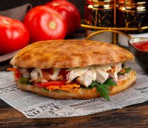 Донер в лепешке из тандыра с курицей