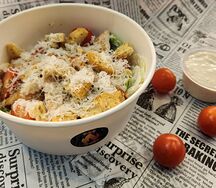 Салат Цезарь с курицей 