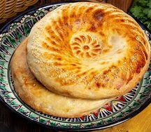 Лепешка узбекская