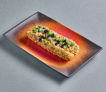 Ролл лосось-авокадо