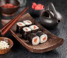 Фуд Чиз Сяке ролл