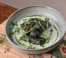 Долма в соусе Мацони с мятой