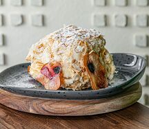 Наполеон с грушей