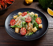 Салат Цезарь с курицей