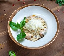 Паста с лососем в сливочном соусе