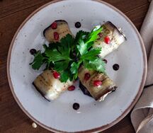 Рулетики из баклажанов