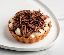 Тарталетка с карамелью и бананом