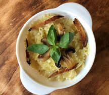 Паста с курицей и грибами