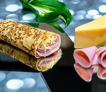 Блин с ветчиной и сыром