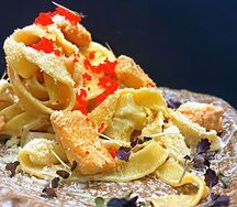 Феттуччине с лососем