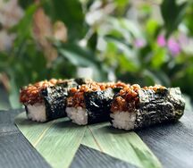 Хенд-ролл с угрем