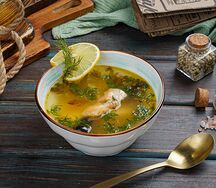 Уха с семгой и судаком