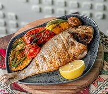 Дорадо с овощами