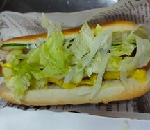 Хот-дог классический с говяжьей колбаской