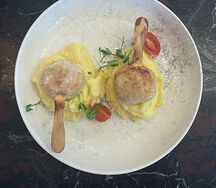 Куриные котлетки Эскимо с картофельным пюре