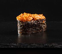 Гункан с крабом острый