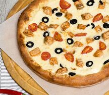 Пицца с лососем