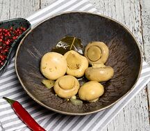 Маринованные шампиньоны