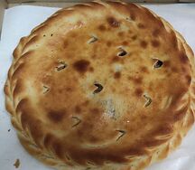 Пирог с филе лосося и шпинатом