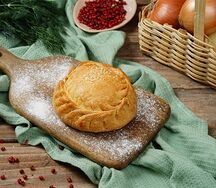 Курник с мясом и луком