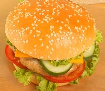 Чизбургер с куриной котлетой