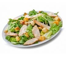 Салат цезарь с курицей
